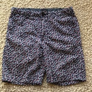 J.Crew Men’s Floral Stanton Shorts Size 30/9”